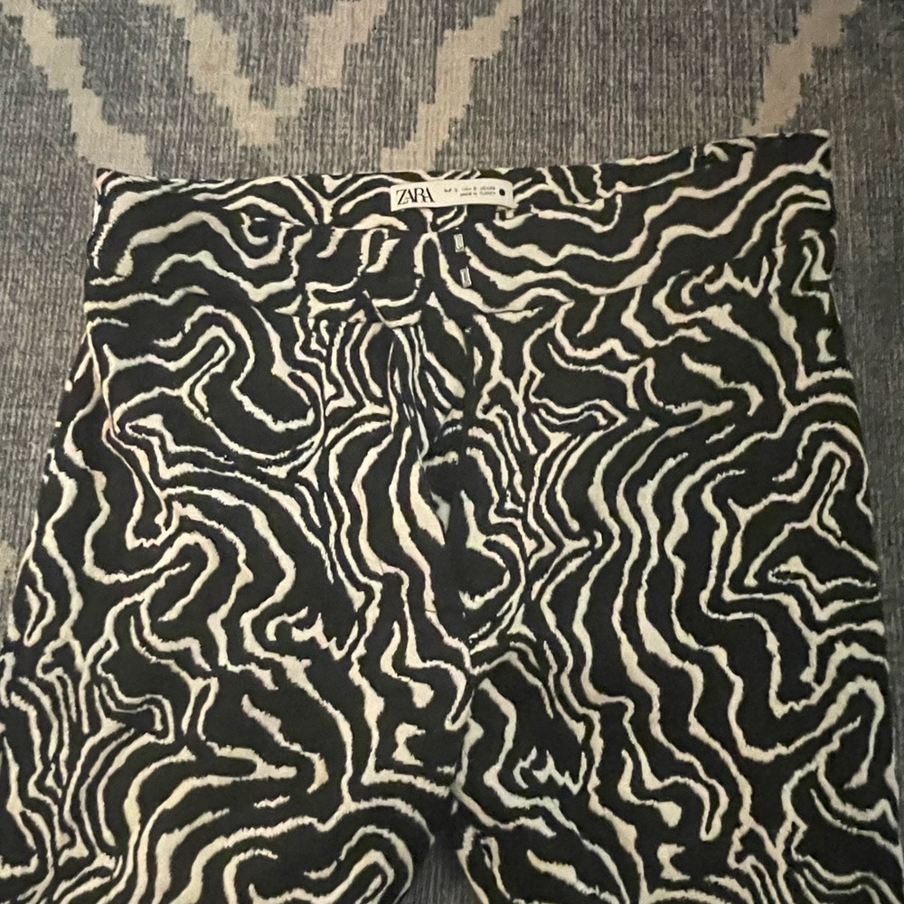 Zara Monochrome Zebra Print Pants